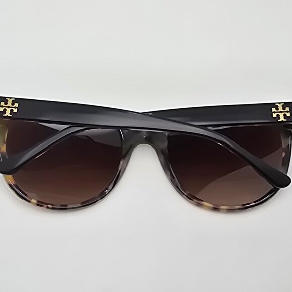 Tory Burch TY7095 1601/13 Black Tortoise Frame Brown Gradient Lens Sunglasses main image 12